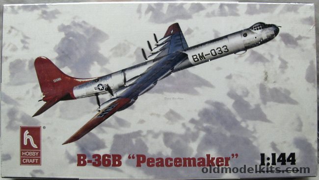 Hobby Craft 1/144 Convair B-36B Peacemaker - USAF Arctic Red Color Scheme, HC1271 plastic model kit